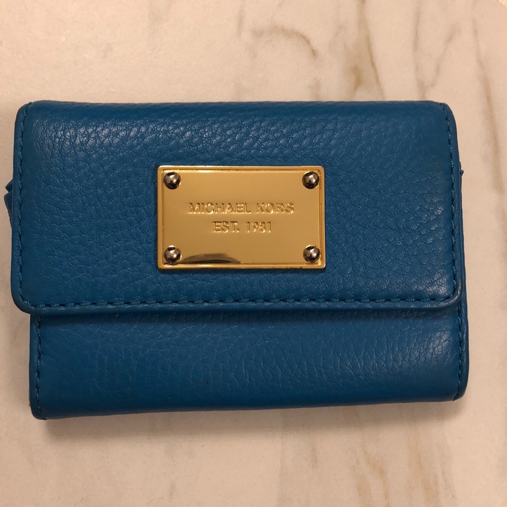 Michael kors tiny wallet